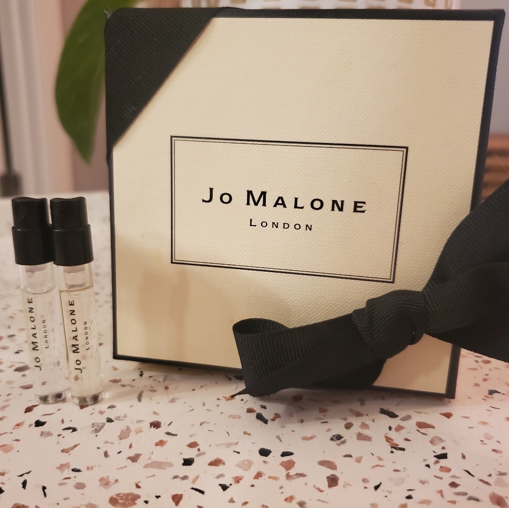 Empty Jo Malone Box with 2 Full Samples